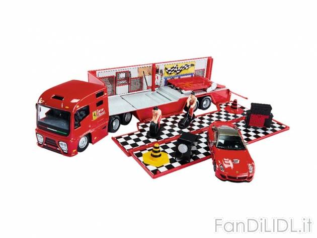 Camion giocattolo o pista Burago, prezzo 19,99 &#8364; per Alla confezione 
- ...