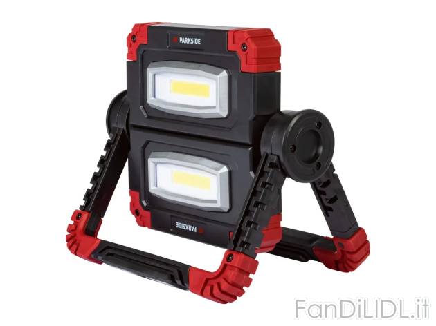 Faro LED a batteria , prezzo 19.99 EUR 
Faro LED a batteria 
- Batterie incluse
- ...