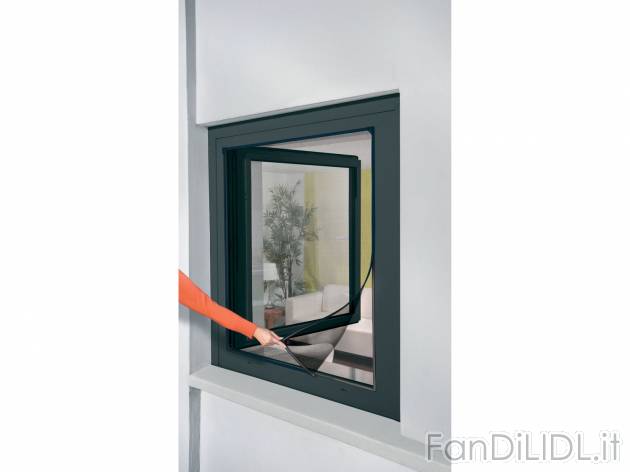 Zanzariera magnetica per finestre , prezzo 14.99 &#8364; 
- Facile fissaggio ...