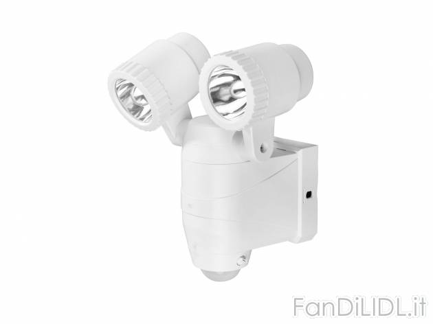 Faro LED con sensore di movimento , prezzo 19.99 &#8364; 
- Flusso luminoso: ...