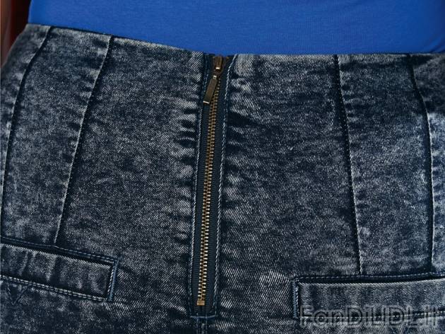 Shorts da donna a vita alta Esmara, prezzo 7,99 &#8364; per Alla confezione ...