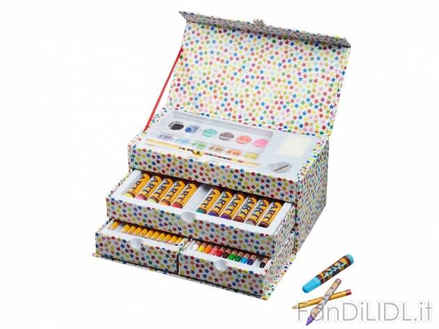 Maxi box per colorare , prezzo 9,99 &#8364; per Alla confezione 
- Accessori ...