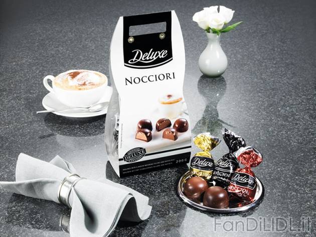 Praline di cioccolato Deluxe, prezzo 2,49 &#8364; per 200 g, € 12,45/kg EUR. ...