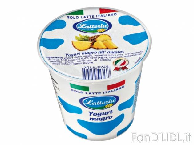Yogurt intero o yogurt magro , prezzo 0,22 &#8364; per 150 g, € 1,47/kg EUR. ...