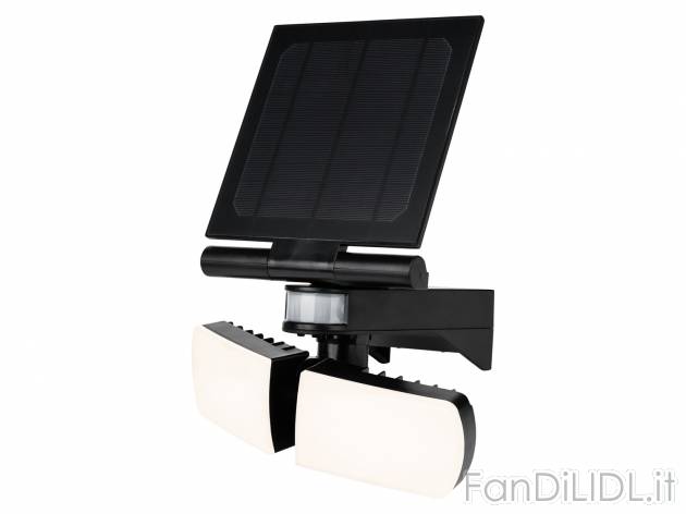 Faro LED ad energia solare Livarno Lux, prezzo 39.99 &#8364; 
- Con 2 faretti ...