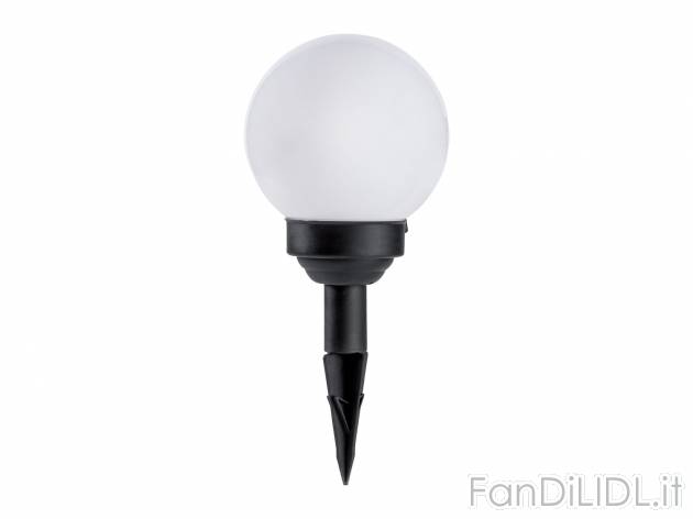 Lampada LED da giardino ad energia solare Livarno Lux, prezzo 4.99 € 
- Si accende ...