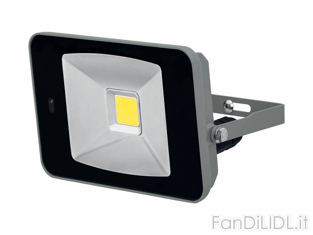 Faro LED con rilevatore di movimento Livarno Lux, prezzo 19.99 &#8364; 
- Sensibilit&agrave; ...