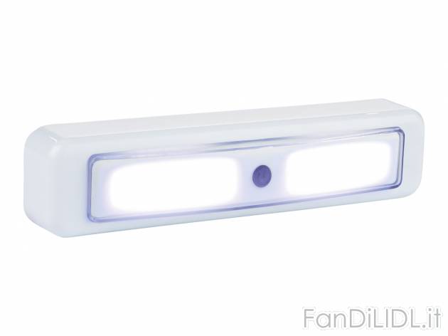 Barra LED per interni Livarno, prezzo 4.99 € 
2 pezzi 
- Autoadesivo
- Tasto ...