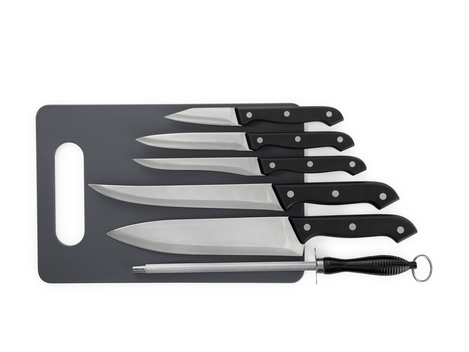 Set coltelli Ernesto, prezzo 7.99 &#8364; 
7 pezzi 
- Tagliere e acciaino con ...
