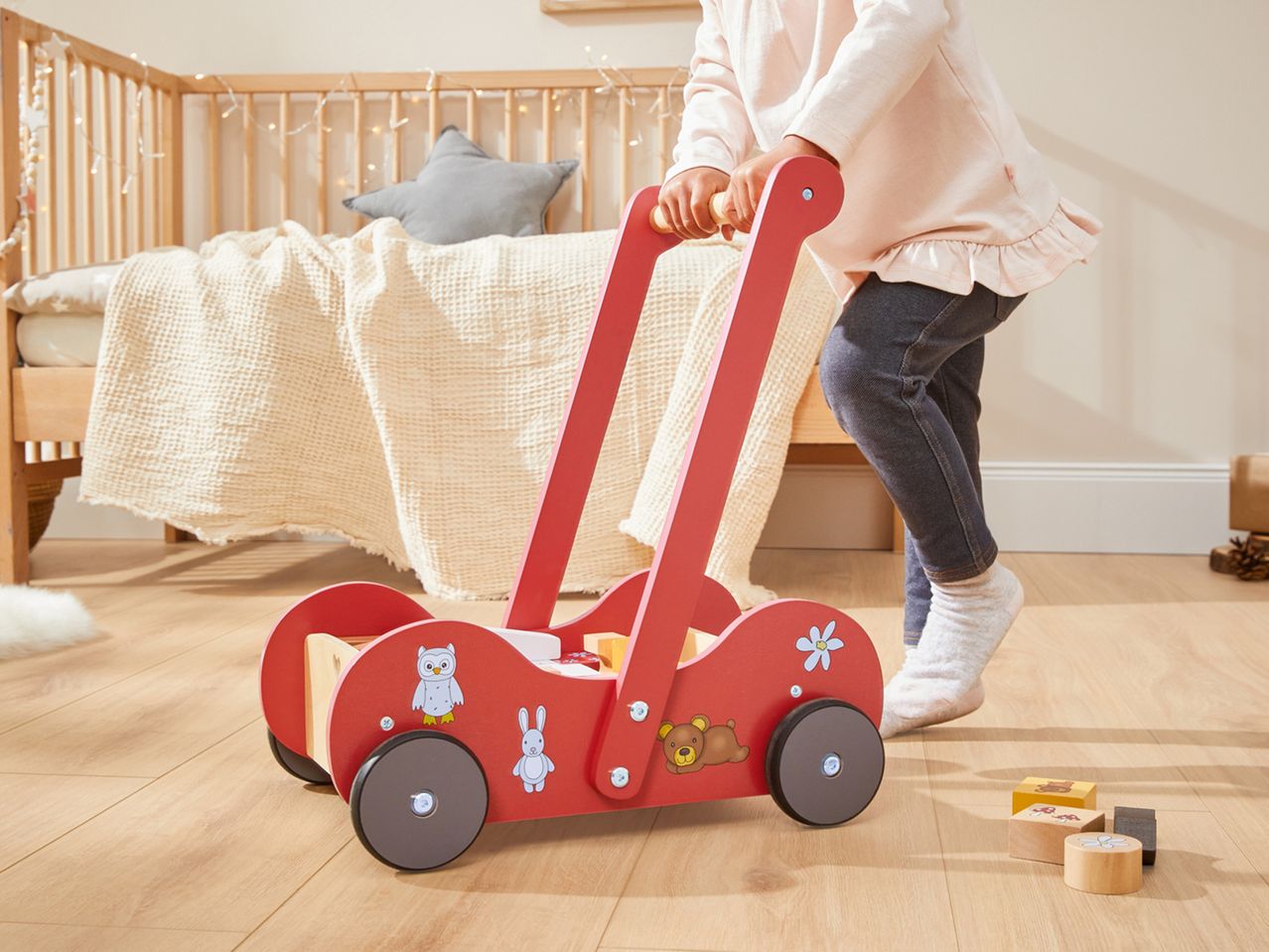 Carrello primi passi in legno , prezzo 29.99 EUR 
Carrello primi passi in legno ...