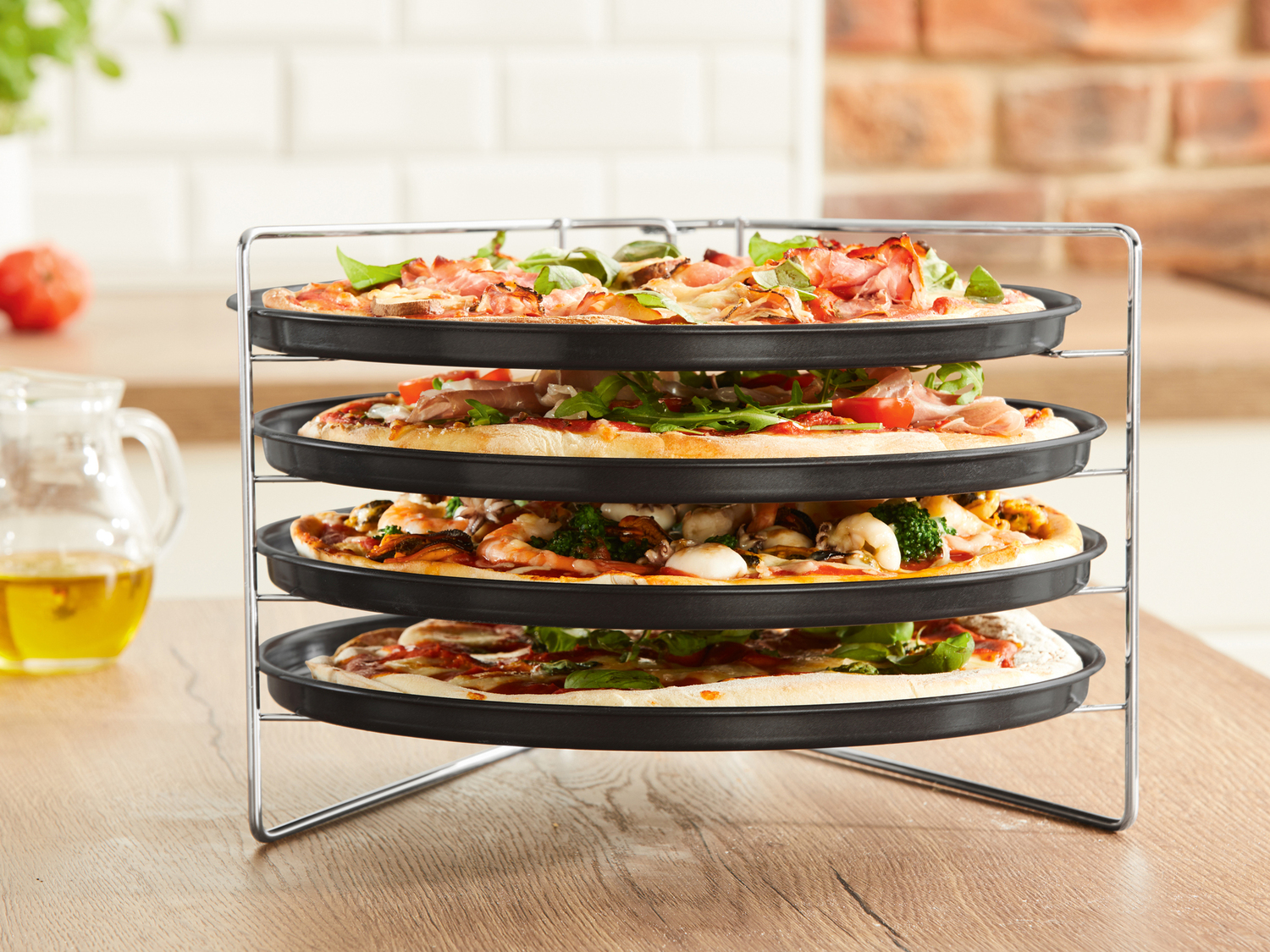Set teglie per pizza con supporto Zenker, prezzo 11.99 &#8364; 
5 pezzi 
- &Oslash; ...