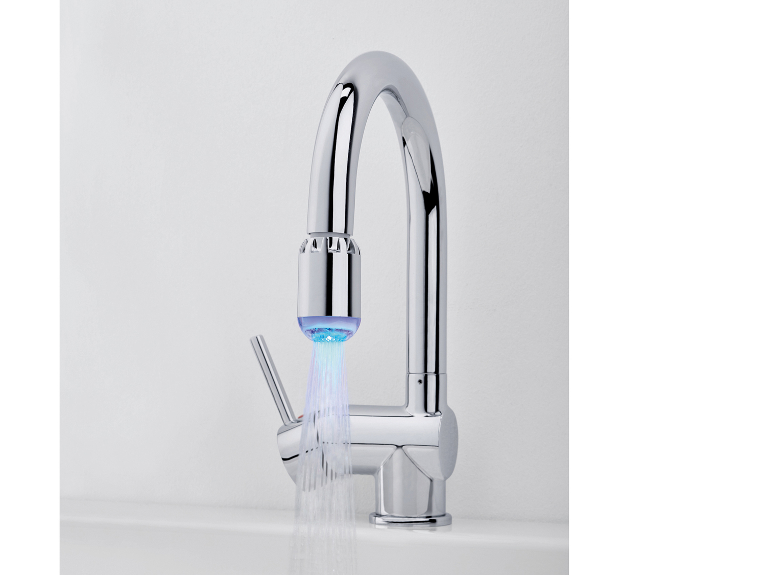 Riduttore di flusso a LED Miomare, prezzo 4.99 &#8364; 
- Per tutti i rubinetti ...