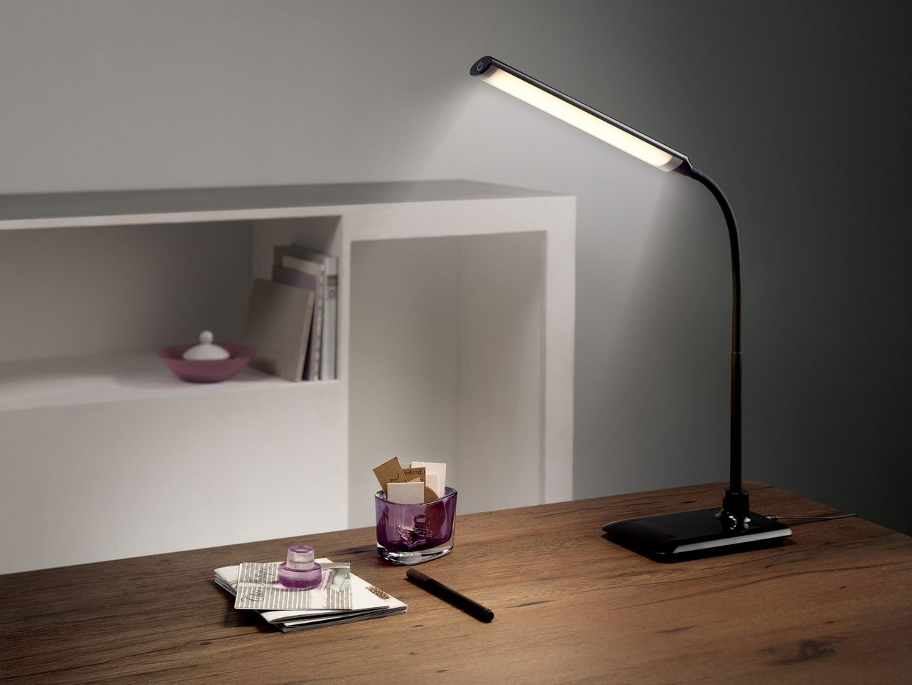 Lampada LED da tavolo o con morsetto , prezzo 14,99 EUR 
Lampada LED da tavolo o ...